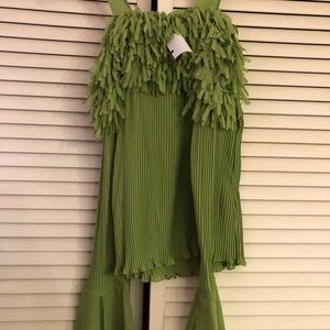Size Med pucker short with flouncy sleeves